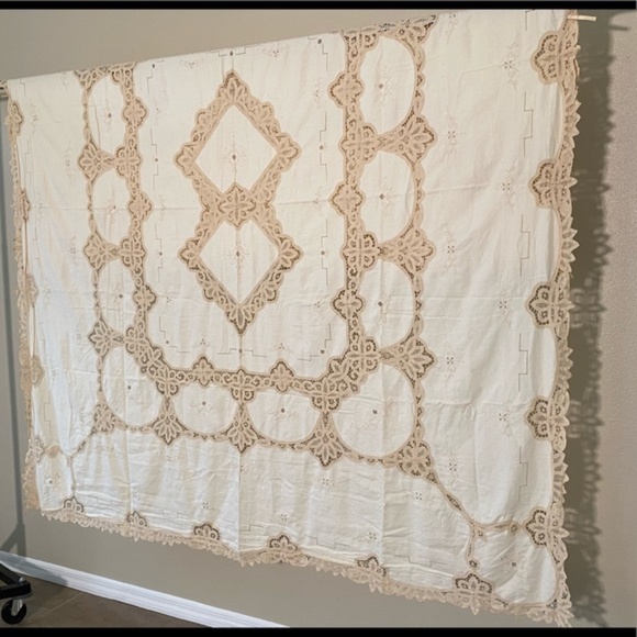 VINTAGE Hand Made Italian Embroidery Linen Cloth - Picture 1 of 6